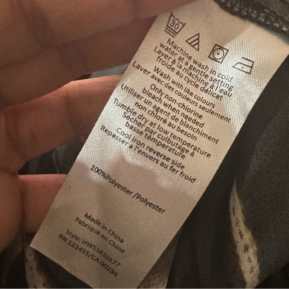 H by Halston‎ Blouse Sz. L - Picture 9 of 9